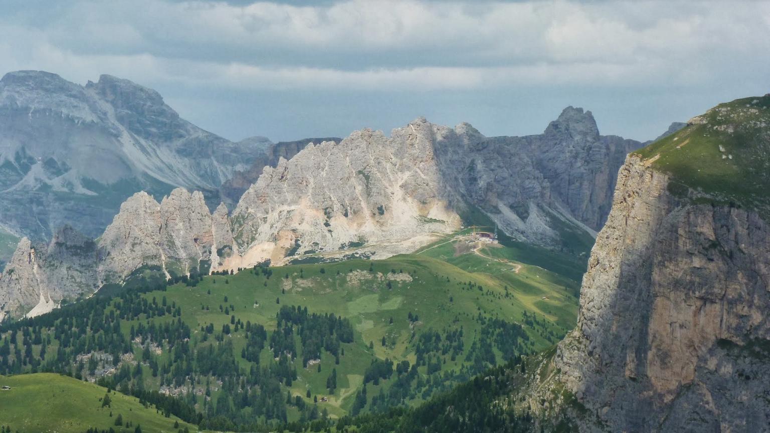 sella-pass-2244m--